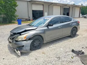 Nissan Altima 2.5L 4 2015