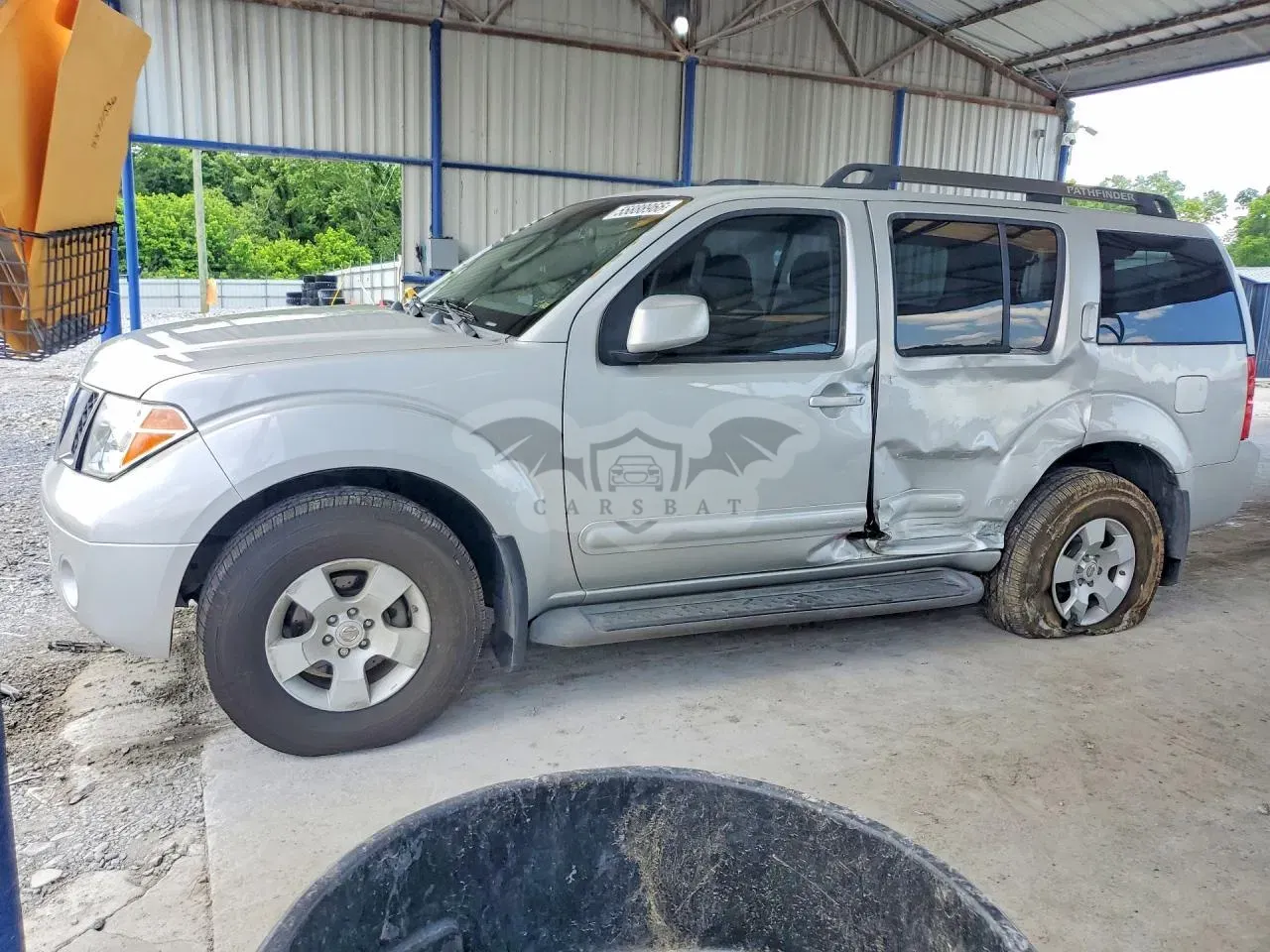 Nissan Pathfinder 4.0L 6 2005