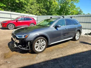 Audi A4 2.0L 4 2023