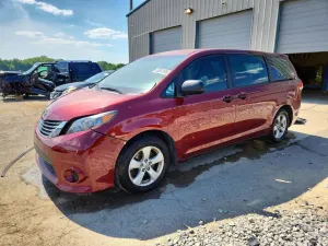 Toyota Sienna 3.5L 6 2013