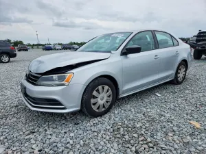 Volkswagen Jetta 2L 4 2015