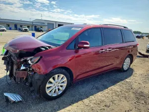 Toyota Sienna 3.5L 6 2014