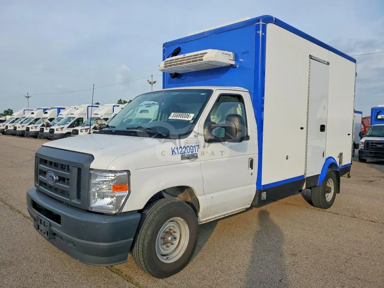 Ford Econoline 7.3L 8 2023