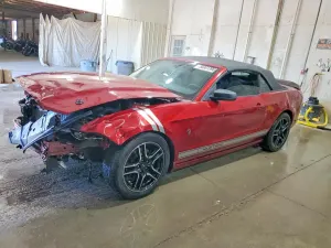 Ford Mustang 3.7L 6 2014