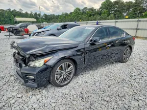 Infiniti Q50 3.7L 6 2015