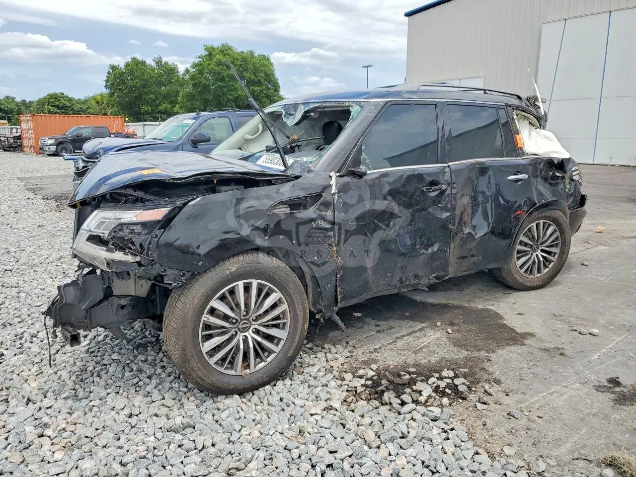 Nissan Armada 5.6L 8 2022