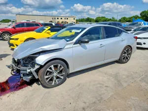 Nissan Altima 2.5L 4 2020