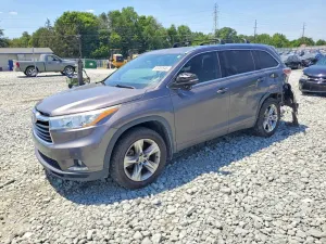 Toyota Highlander 3.5L 6 2015