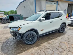 Nissan Rogue 2.5L 4 2017