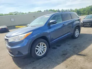 Toyota Highlander 3.5L 6 2014