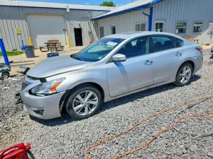 Nissan Altima 2.5L 4 2015