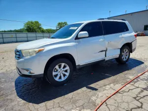 Toyota Highlander 3.5L 6 2013