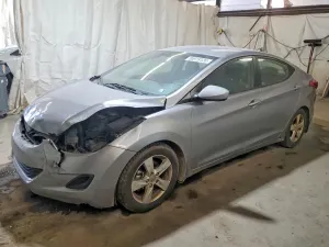 Hyundai Elantra 1.8L 4 2013