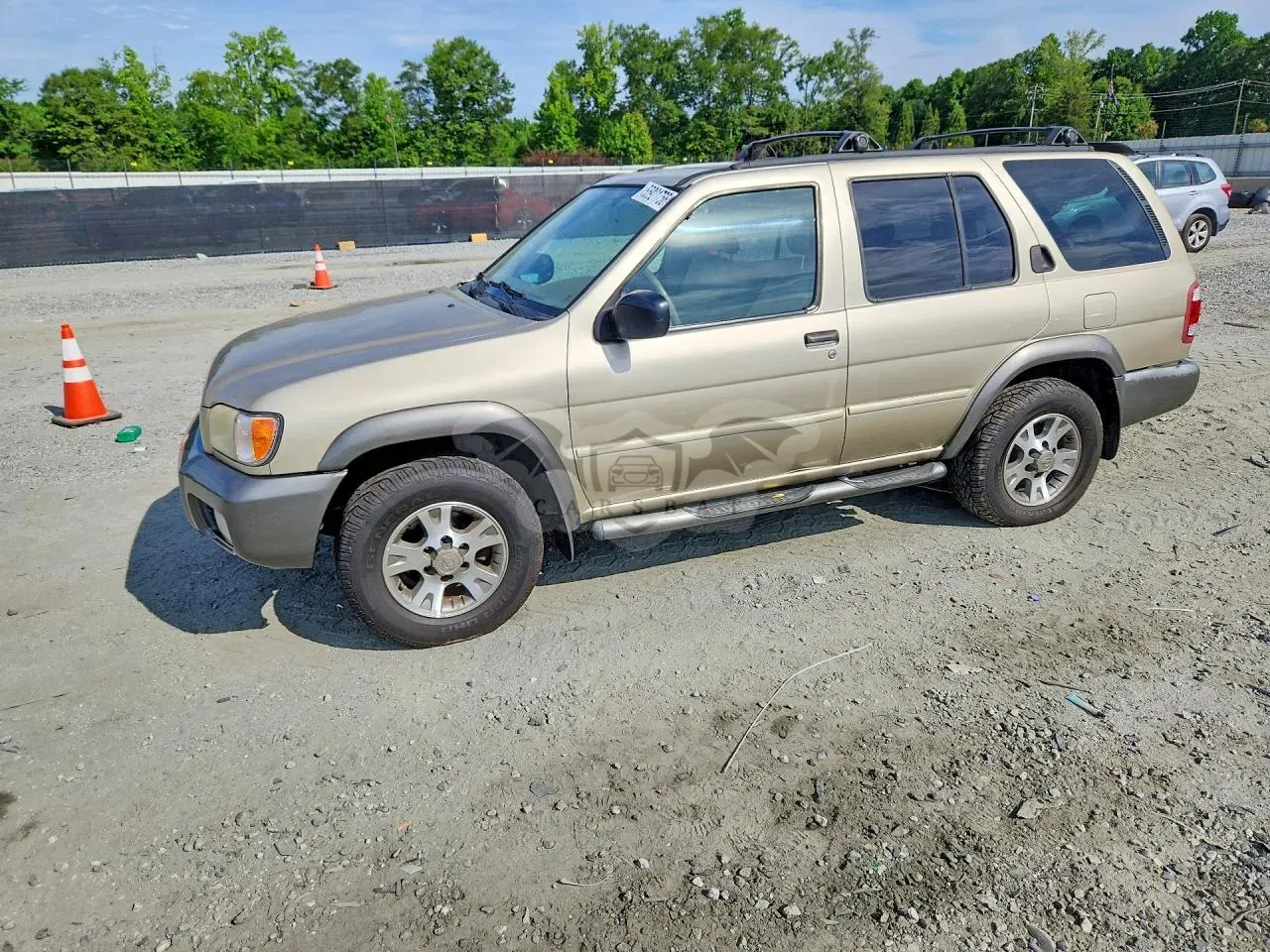Nissan Pathfinder 3.5L 6 2001
