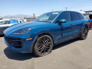 Porsche Cayenne 4.0L 8 2025