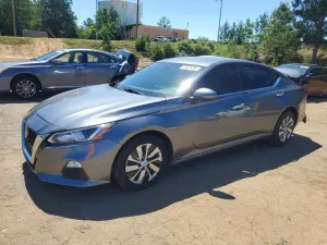 Nissan Altima 2.5L 4 2019