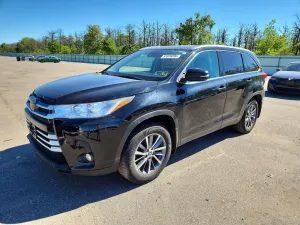 Toyota Highlander 3.5L 6 2019