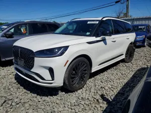 Lincoln Aviator 3.0L 6 2025