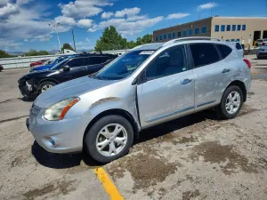 Nissan Rogue 2.5L 4 2011