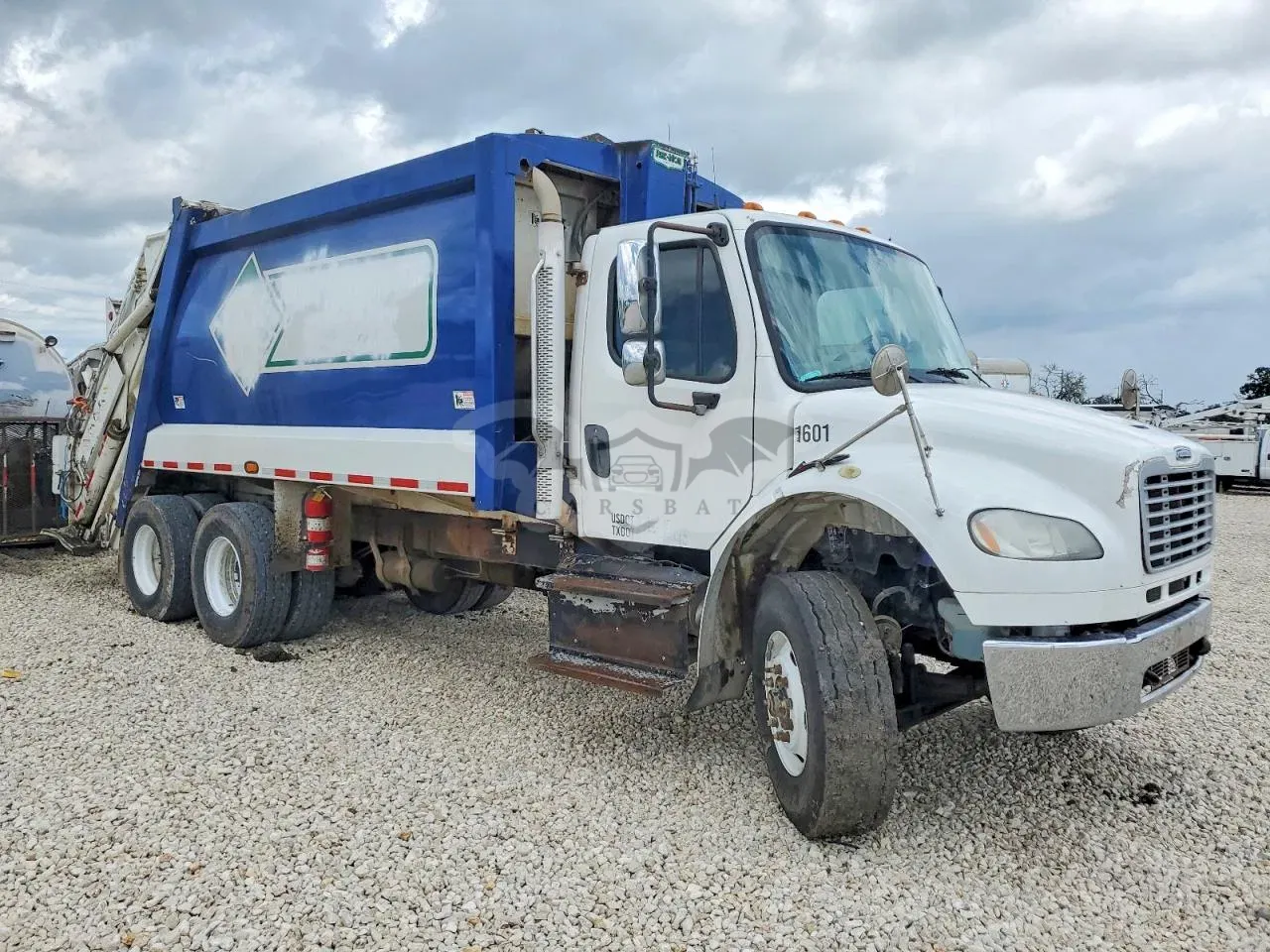 Freightliner Business Class M2 8.9L 6 2017