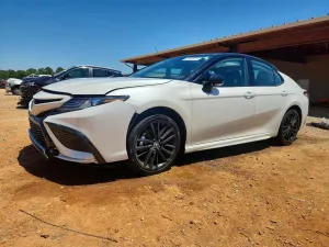 Toyota Camry 2.5L 4 2023