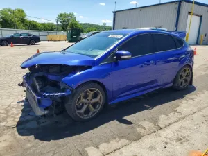Ford Focus 2.0L 4 2013