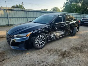 Nissan Altima 2.5L 4 2025