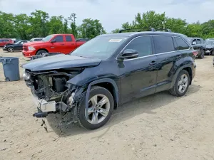 Toyota Highlander 3.5L 6 2016