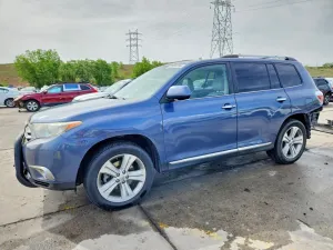 Toyota Highlander 3.5L 6 2013