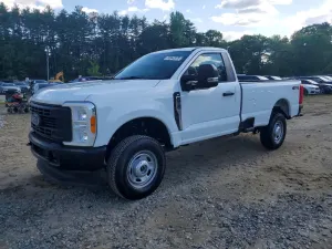 Ford F-250 6.8L 8 2023