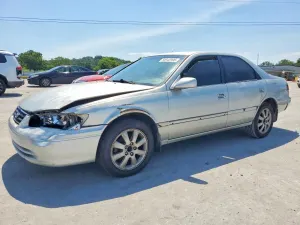 Toyota Camry 2.2L 4 2000