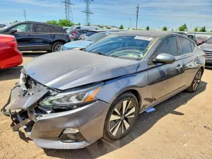 Nissan Altima 2.5L 4 2020