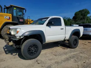Toyota Tacoma 2.7L 4 2012