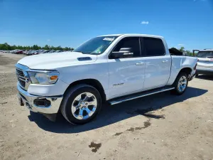 RAM 1500 5.7L 8 2021