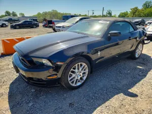 Ford Mustang 3.7L 6 2014