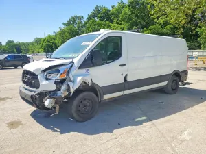 Ford Transit 3.7L 6 2015
