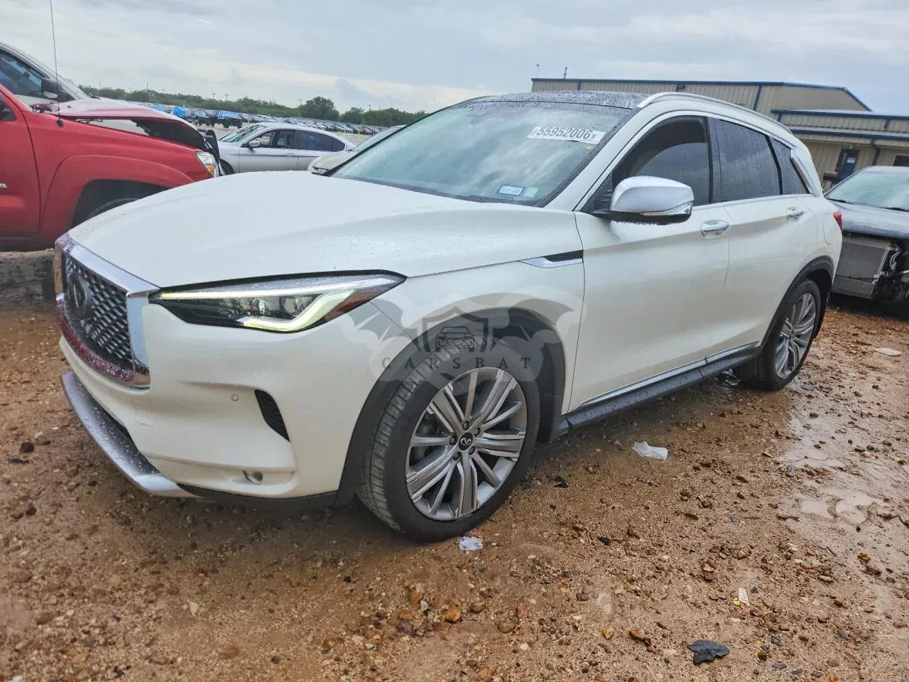 Infiniti QX50 2.0L 4 2021