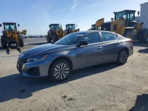 Nissan Altima 2.5L 4 2025