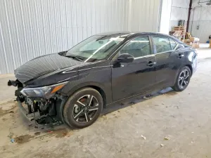 Nissan Sentra 2.0L 4 2025