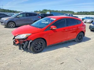 Ford Focus 2.0L 4 2013