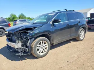 Toyota Highlander 3.5L 6 2016