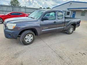 Toyota Tacoma 2.7L 4 2012