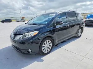 Toyota Sienna 3.5L 6 2017
