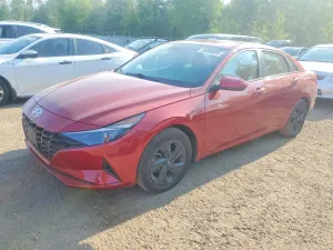 Hyundai Elantra 2.0L 4 2022