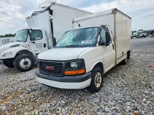 GMC Savana 4.8L 8 2012