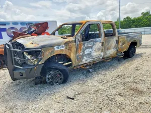 Ford F-350 6.7L 8 2012