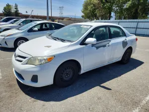 Toyota Corolla 1.8L 4 2012