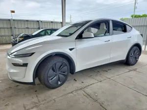 Tesla Model Y 2026