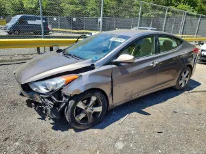 Hyundai Elantra 1.8L 4 2013