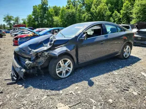 Volvo S60 2.0L 4 2015